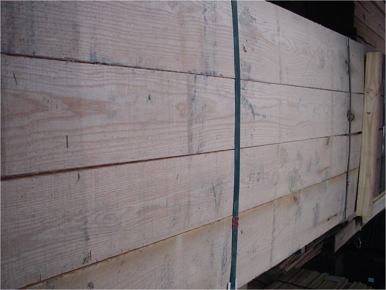 RED OAK LUMBER